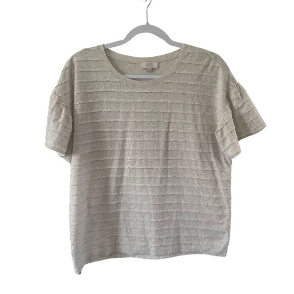 LOFT Tops - Loft  Short Sleeved Top With Scallop Stripes M Heathered Oatmeal stretch NWOT
